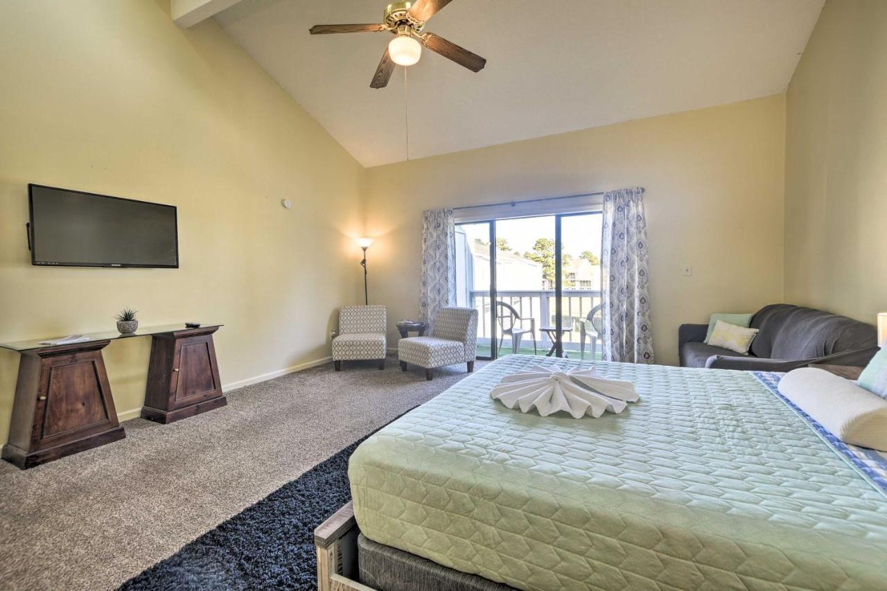 Sunny Studio With Pool - 4 Mi To Cherry Grove Beach! ลิตเติลริเวอร์ ภายนอก รูปภาพ